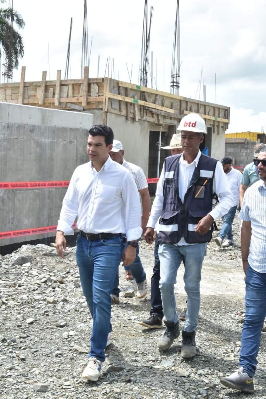 Wellington Arnaud afirma desarrollo humano está llegando a la provincia de Monte Plata